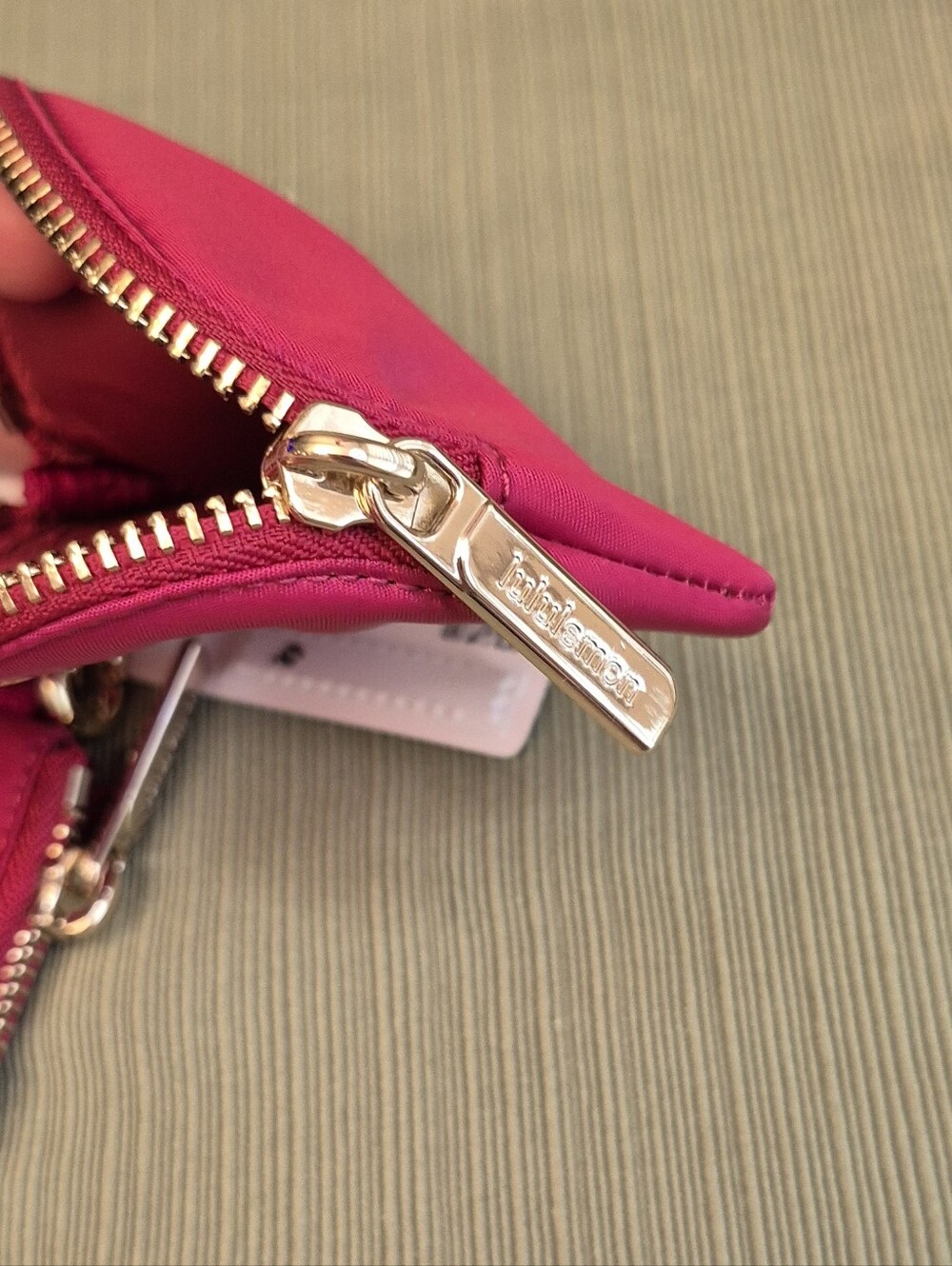 Lululemon Berry Rumble Pink Metallic Gold Wordmark Dual Pouch Wristlet Keychain - Picture 4 of 5